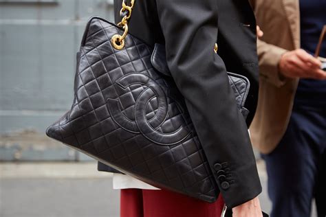 chanel vintage shopping tote|where to buy Vintage Chanel.